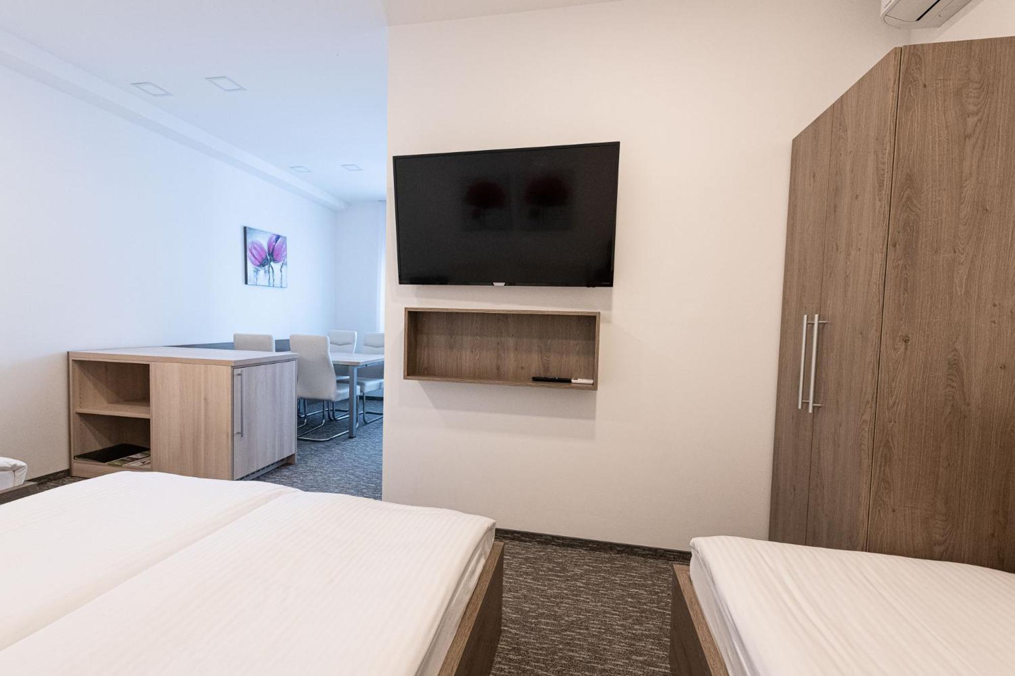 Straza Apartmaji In Sobe Ramar מראה חיצוני תמונה