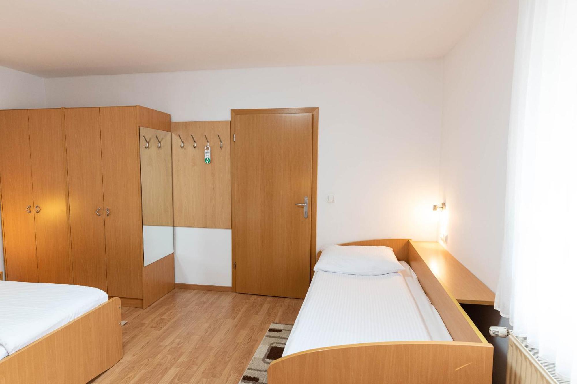 Straza Apartmaji In Sobe Ramar מראה חיצוני תמונה